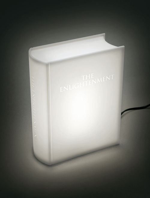 exrpan:  It’s a book-shaped lamp! I NEED ONE. Xmas present, anyone?