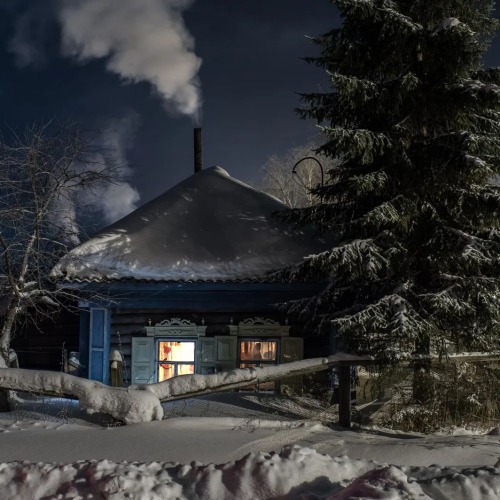 krasna-devica:Cozy evening in a Siberian villageby Alexey Malgavko