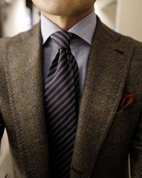 Men’s Ties Inspiration #1
I recently bought my new pair of elevator shoes which makes me feel taller and more confident!
FOLLOW : Guidomaggi Shoes Pinterest
MenStyle1 Facebook | MenStyle1 Instagram | MenStyle1 Pinterest