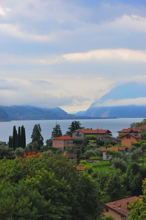 breathtakingdestinations: Bellagio - Italy (by - Adam Reeder -)  BEAUTIFUL GETAWAY SPOT!!!