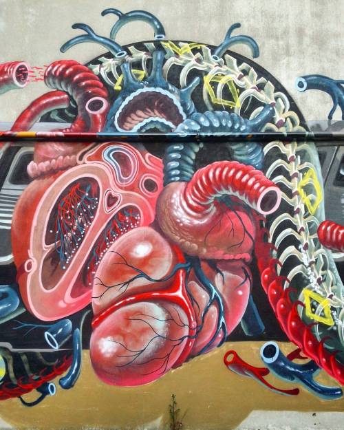 Le #coeur de #Paris 😍💓🐍 #Nychos #TheWeird #Lords #LordsCrew #jbcb #GroundControlParis #StreetArt (à Ground Control 18e)