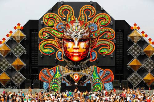 q-dance:  The Q-dance stage at Mysteryland 2013 - Amsterdam Netherlands. 