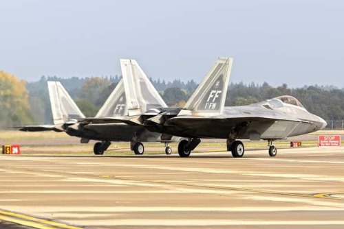 planesawesome:“Rabid” Raptors from the 94th FS during a detachment to Lakenheath,UK