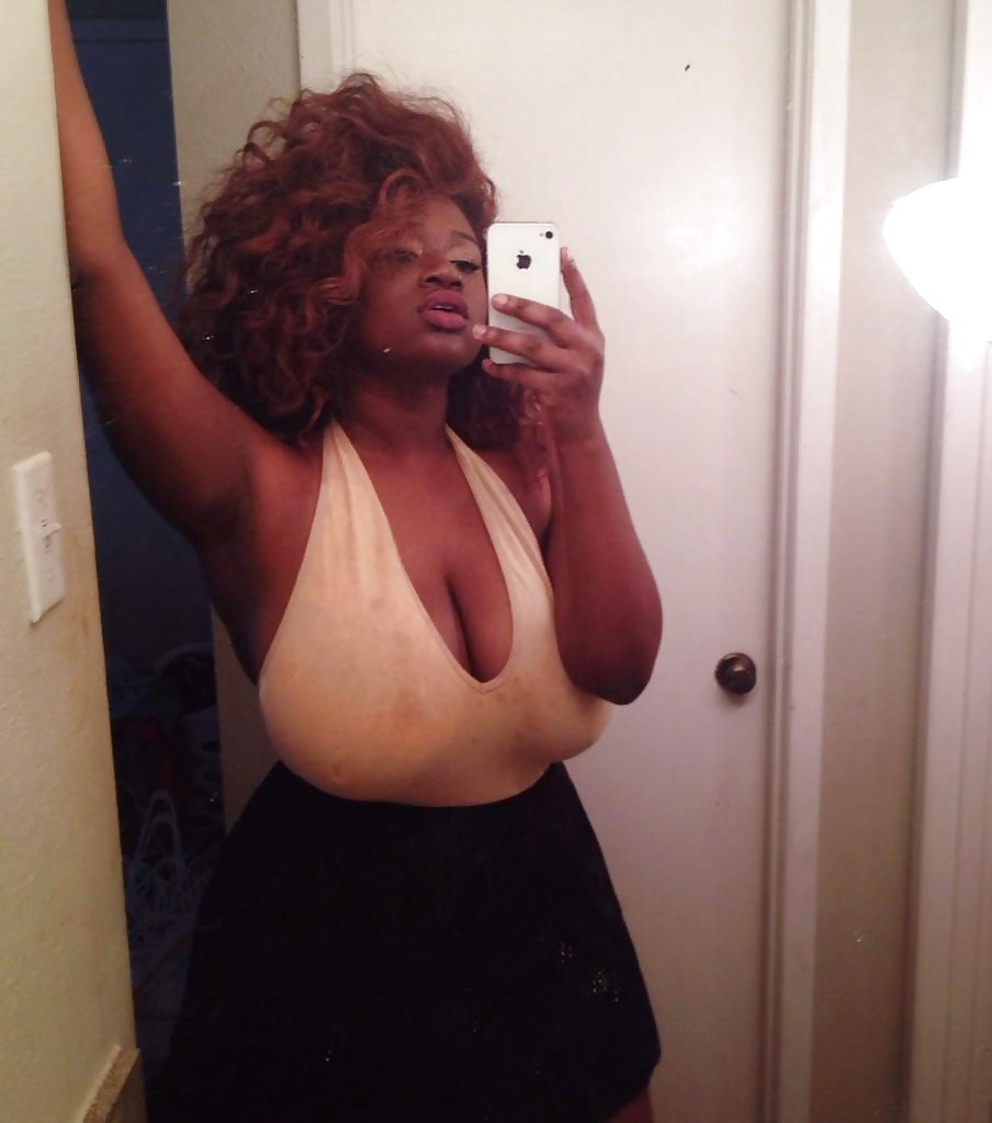 whitegirlsaintshit:  ja-ll:  ladylaleebella:  adebisisdicksweat:  farfrompaid:  onenation84: