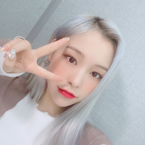 korean-dreams-girls:  GaHyeon (Dreamcatcher) - Selcas  