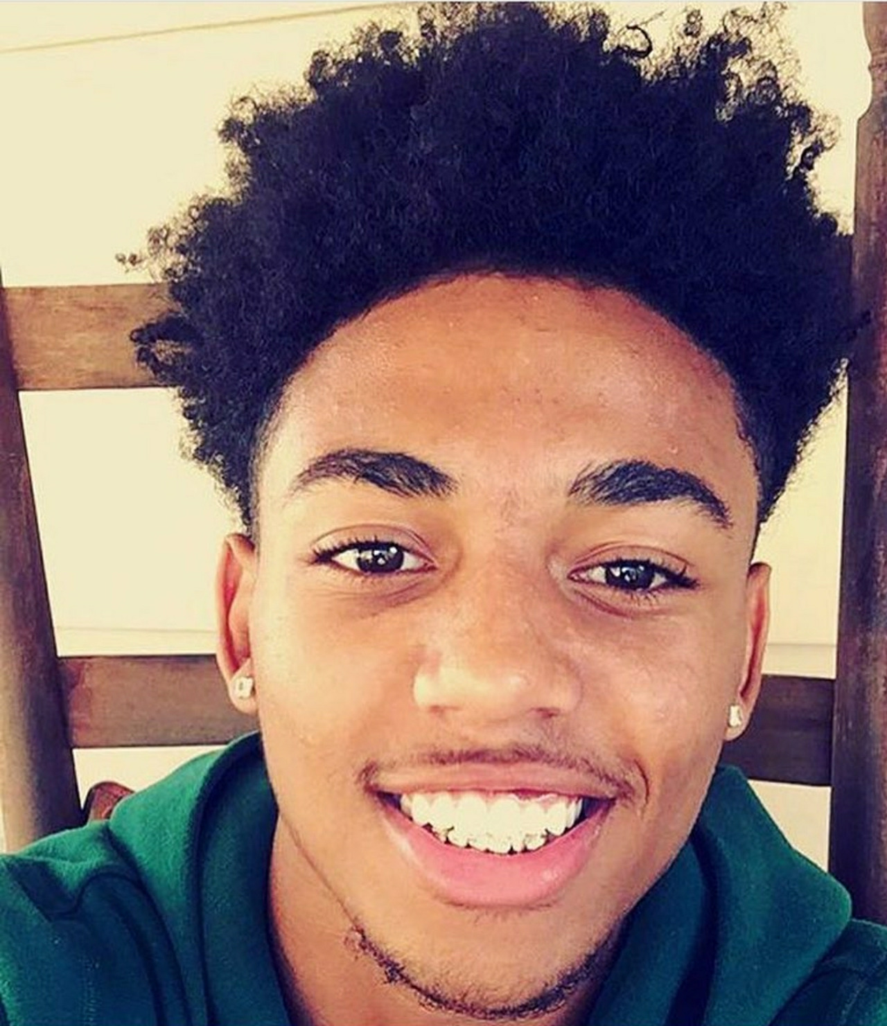 marc88jcob:  Dammm he fine af shittttt 💧💧👅😩