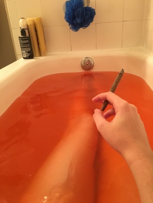 who-areyou-inside: This was an amazing bath