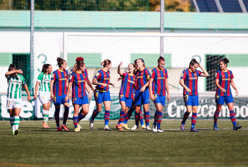 Aitana Bonmatí of FC Barcelona celebrates a goal during Primera Iberdrola match between Real Betis a