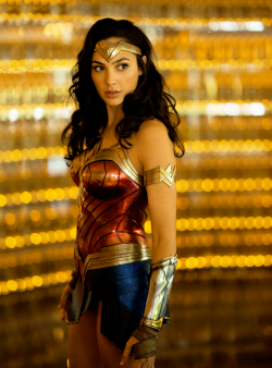 dailydcheroes:  Gal Gadot as Wonder Woman in Wonder Woman 1984.   