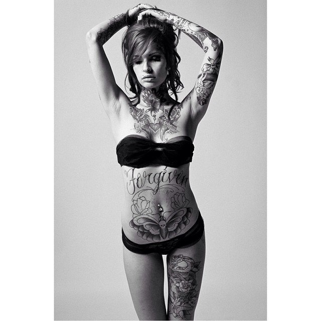 miss-watson-world:  Caroline Grace 
