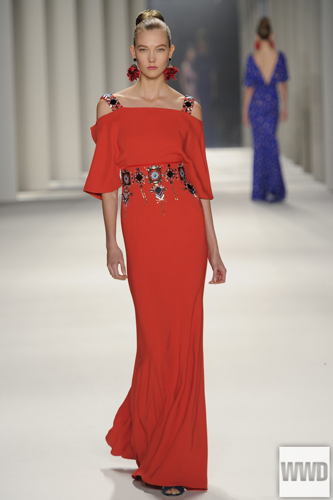 womensweardaily:  Carolina Herrera RTW Fall 2014 Photo by Giovanni Giannoni