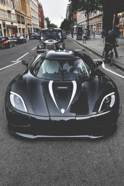 mistergoodlife:  Koenigsegg Agera R • Mr. Goodlife • Instagram  