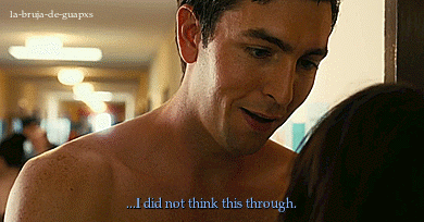 la-bruja-de-guapxs:  Nicholas Braun helps Dakota Johnson after she drops her towel by giving her his own towel but doesn’t think it through. How to Be Single (2016) 