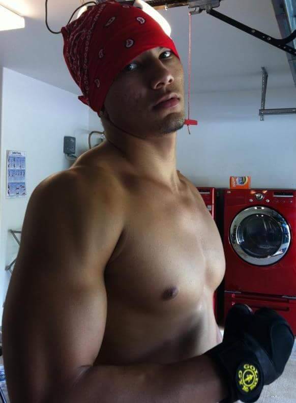 dem-kane-tho:  Hawaiian hotness 