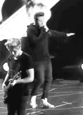 liamotra:  A little Liam dance party | Manchester Night 2, Oct. 4 