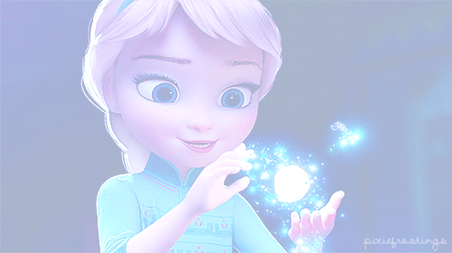 pixiefrostings:   Young Elsa appreciation post 