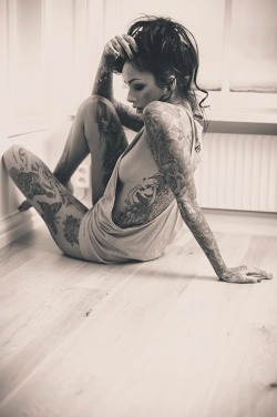 Girls With Tattoos