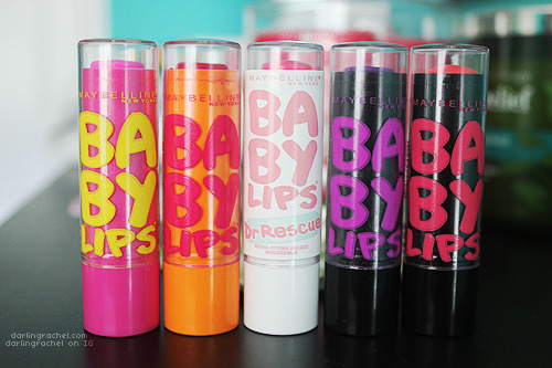 darlingrachel:  I love my baby lips :)all of the ones I have above can be found at Target or Walmart!IG// darlingrachel 