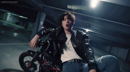 Hwiyoung .: Summer Breeze Mv