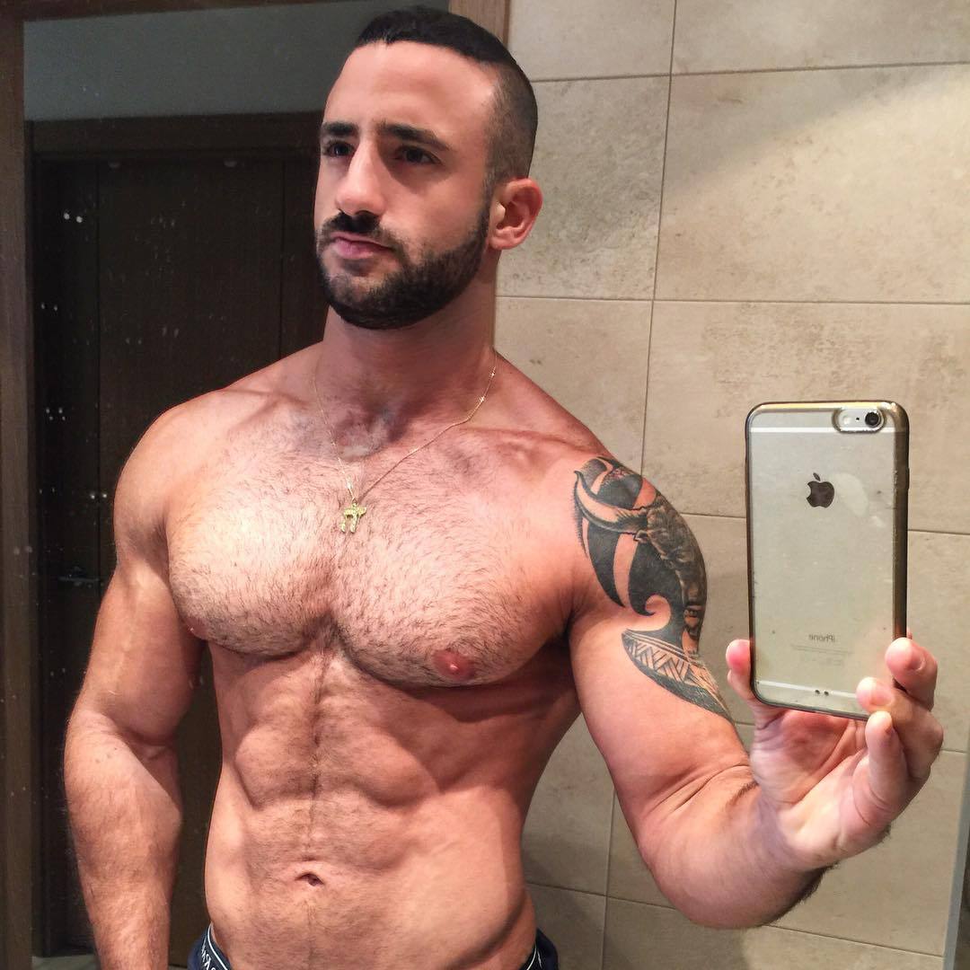 brotasticbros:  Instagram user @eliad_cohen http://ift.tt/1Tl7o3N