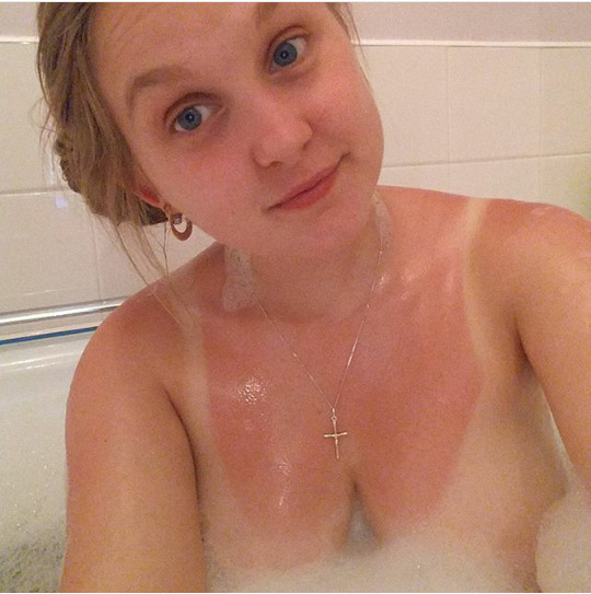 danairey1:  More of your favourite asda slut :-) 