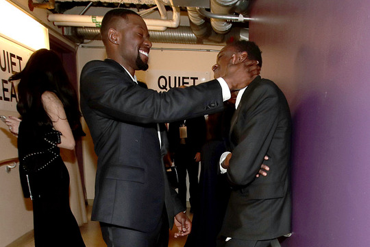 sauvamente:  downeyjrs:Moonlight cast backstage during the 89th Annual Academy Awards