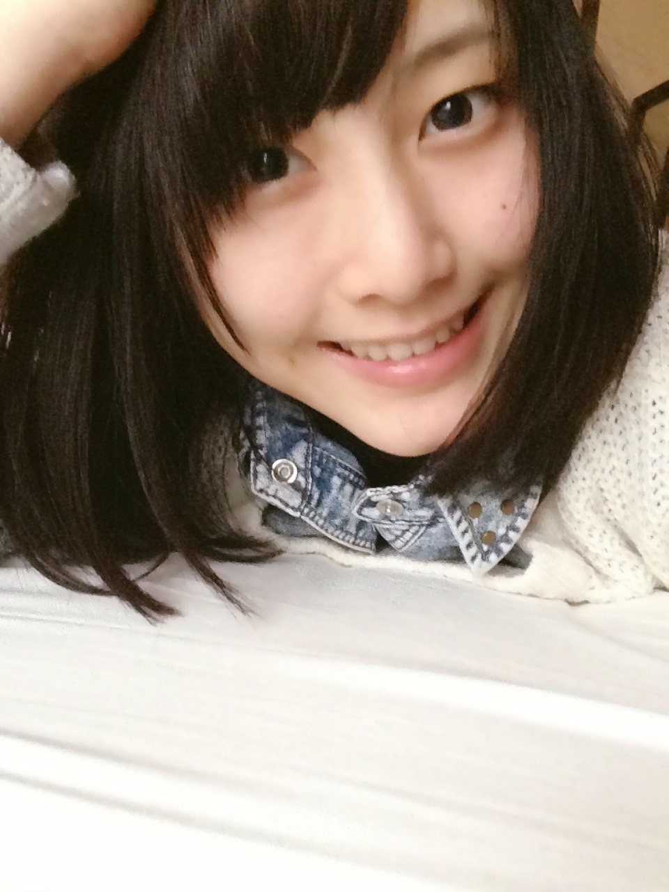 team4-ever:  松井玲奈 - Google+ わかっちゃいながらもう四月なことに驚いちゃう！二日だからにーってしてみた。今日はにやにやしかしていない。