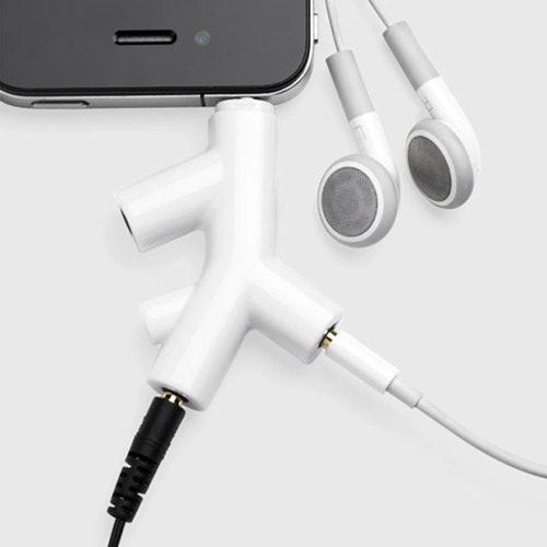 salamandersalsa:  monochrome-popsicle:  honeyed-rose:   Music Branch: I will share my music, if you bring your earphones.  OH MY GOD ITS SUPER USEFUL AND ALSO LOOKS LIKE AN AORTA  Aorta get myself one.  perfection 