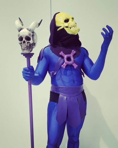 Skeletor Costume made by @4las2112 Spandex suit airbrushed by @lizz_zee #c2e2 #c2e22018 #mastersof