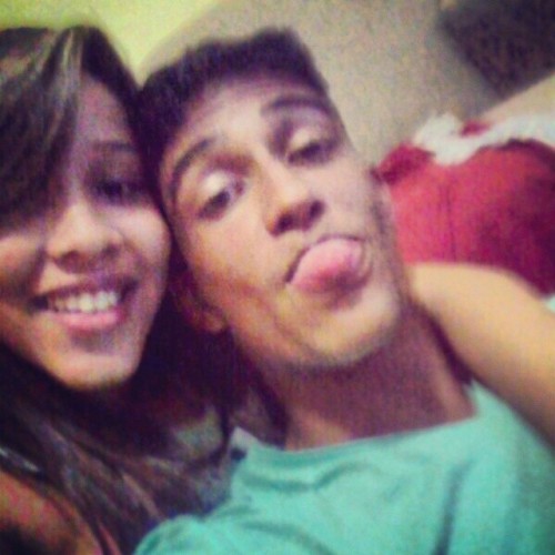 Deus é que me livre ficar sem você, fica do meu lado que não falta amor… <3