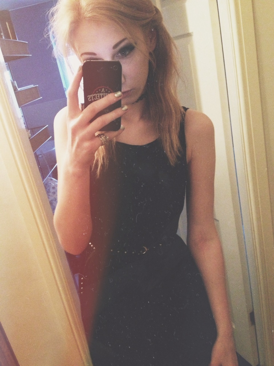 thorxndor:  destabilise:  handxcuffs:  destabilise:  this dress is my favourite 