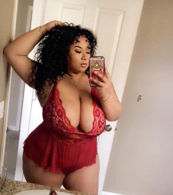 grownwomantitty:  So Sexy