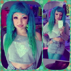 cyberdogbrighton:  popiatom:  Roswell High class of ‘47  Star Captain Popi got herself some new tresses for spring! She’s created a gorgeous ombre effect using Manic Panic Atomic Turquoise and Electric Lizard for a bright, fresh spring look &lt;3 