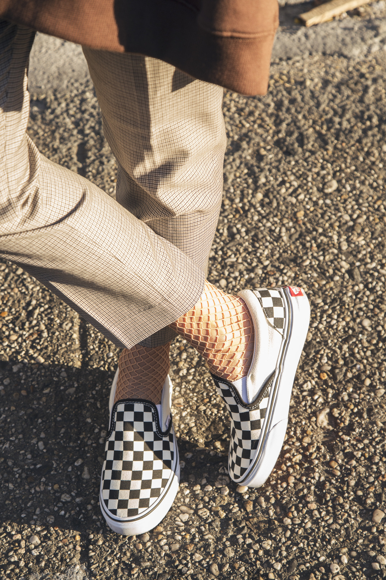 fishnet socks with vans