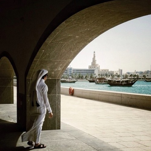 Spiral minaret on the waterfront – Doha, Qatar
From the collection: IslamicArtDB » Islamic Architecture (1328 artworks) » Photos of Minarets (326 artworks) » Photos of Spiral Minarets (5 artworks)
Originally found on: magicalarabia