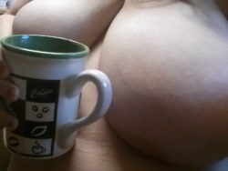 wickedlywenchy:  Anyone for coffee?