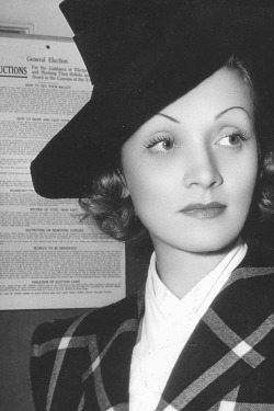 sourvix:  Hollywood’s newest citizen, Marlene Dietrich, casts her first vote. 