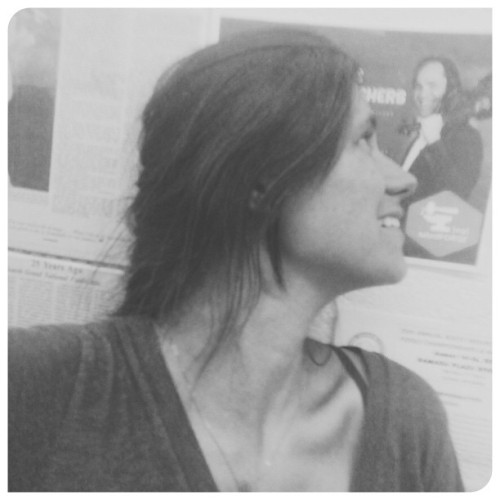 <p>#grandnationalchampion Tashina Clarridge takes a sidelong approach to her #selfieswithvi #profile #weiser2015 #fiddle #fiddlecontest  (at Weiser High School)</p>