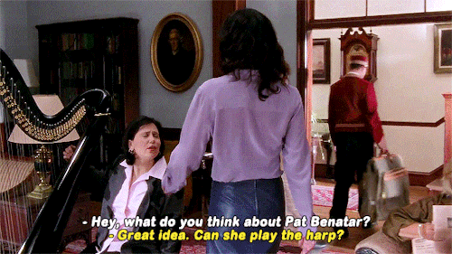 qilliananderson:GILMORE GIRLS + pop culture references: the deer hunters (1x04).