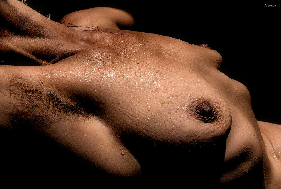skinlines:© Skinlines 2016