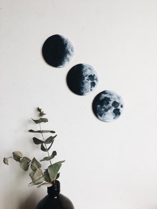 Moon Phase Paintings //aetartt