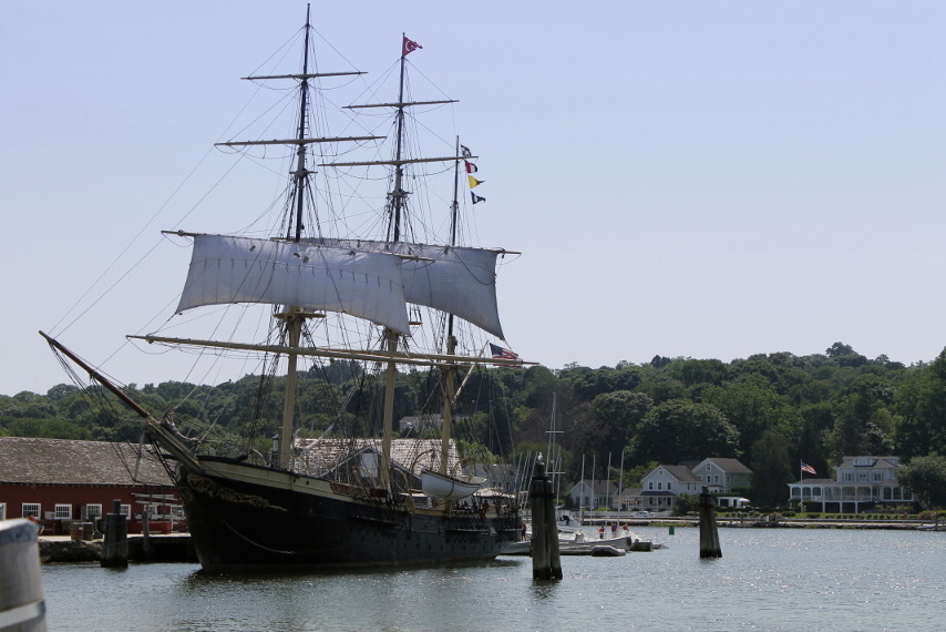 thebrassglass:  Mystic Seaport is a beautiful open-air museum in southeastern Connecticut.
