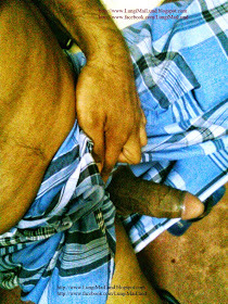 janoo4all:  lovedesifatunleoldman:  Chunnu vai with lungi  Love you want to play with your whole. Licking , kissing and love.