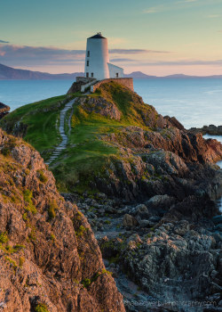 allthingseurope:    Tŵr Mawr Lighthouse, Wales (by Michael Sowerby)