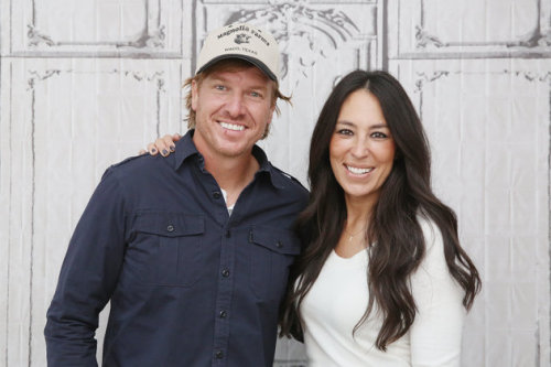 HGTV Responds To Chip And Joanna Gaines’ Anti-Gay Church ControversyThe “Fixer Upper” starsmade head