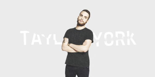little-paramonster:  We love our fans and we wanna make sure they know us, and we can connect with them at all times. -Hayley Williams 