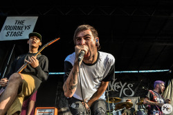 toxicremedy:  Issues // Warped Tour ‘14 // Wantagh, NY (by KatherineTarePhotography)