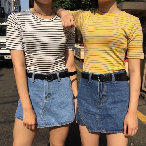 venue-style:  T-shirt Skirt