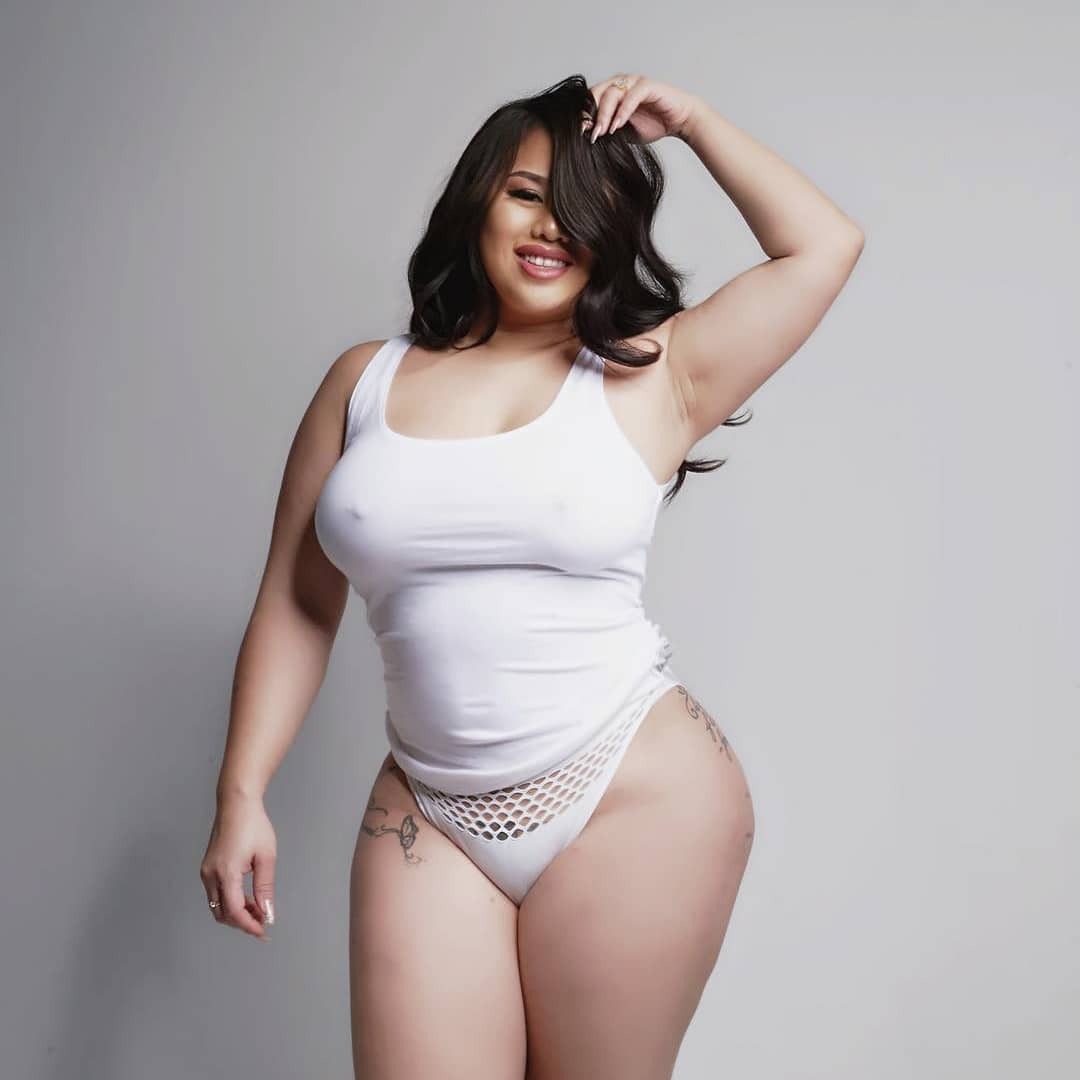 hotthiccblog:  We have Real Local BBW Girls who have all the right curves in all
