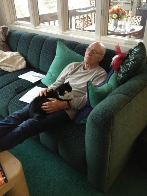 catsnorfle:Photos of Patrick Stewart doing things.(All photos: @SirPatStew)